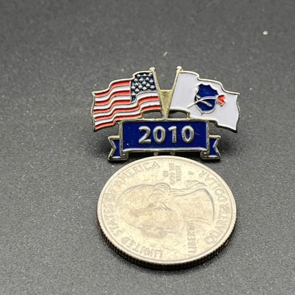 2010 National Law Enforcement‎ Memorial Dual Flags Lapel Hat Pin